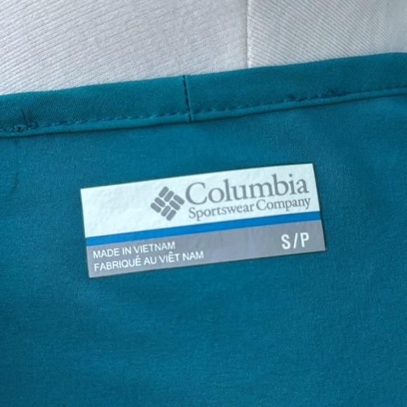 Columbia split back long sleeve top, size small - Picture 5 of 6